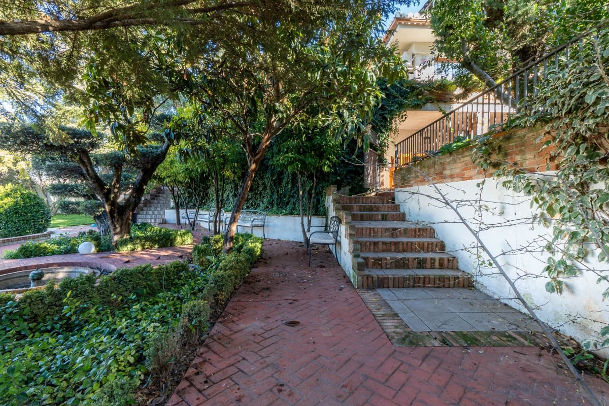 5 soverom Villa til salgs i Albolote med svømmebasseng garasje - € 950 000 (Ref: 6720628)