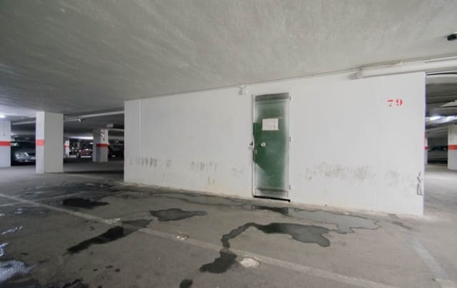 Garasje til salgs i Centro, Granada by - € 37 000 (Ref: 6720674)