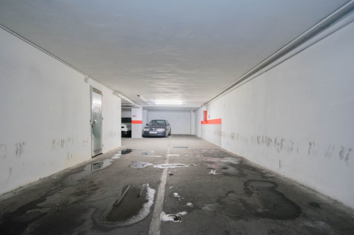 Garasje til salgs i Granada by - € 37 000 (Ref: 6720674)