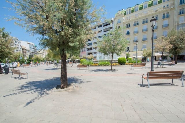 1 soveværelse Lejlighed til salg i Centro, Granada by med garage - € 335.000 (Ref: 6720951)