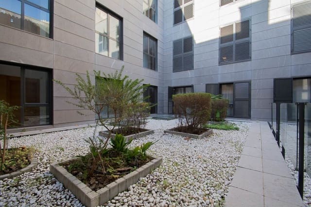 1 soveværelse Lejlighed til salg i Centro, Granada by med garage - € 335.000 (Ref: 6720951)