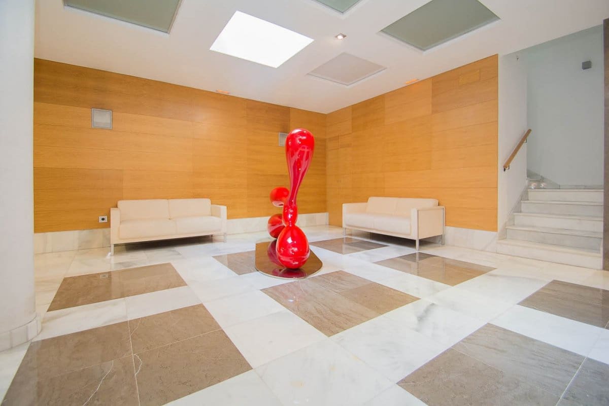 1 soveværelse Lejlighed til salg i Granada by med garage - € 335.000 (Ref: 6720951)