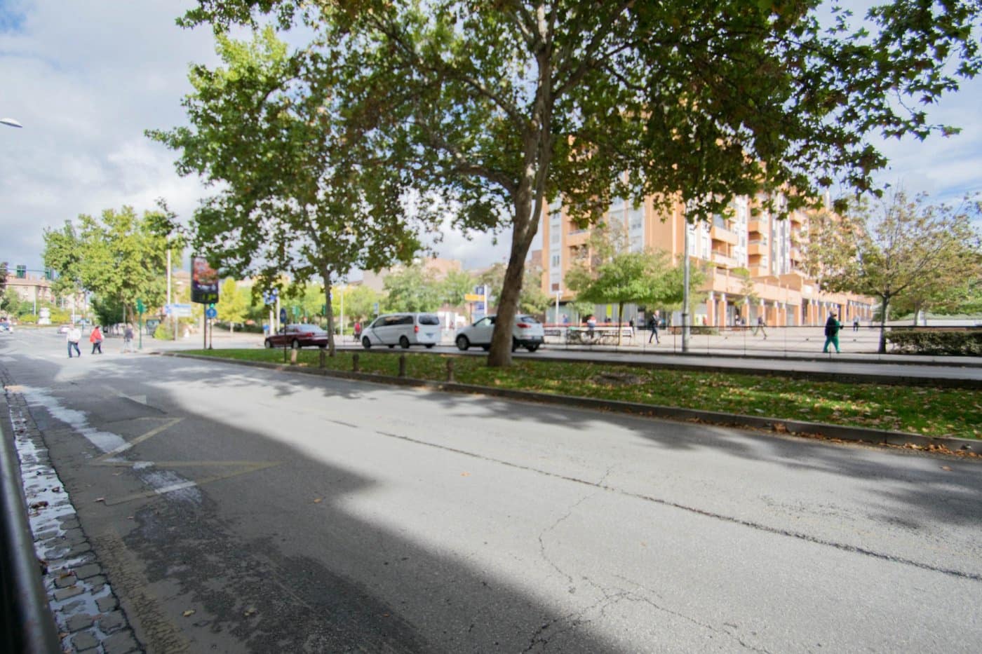 Commercieel te koop in Granada stad - € 230.000 (Ref: 6721162)