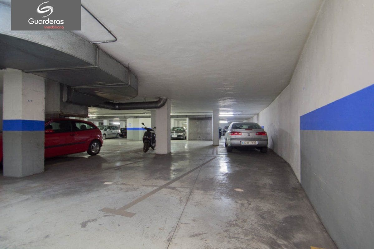 Garaje en Granada ciudad en venta - 35.000 € (Ref: 6742300)