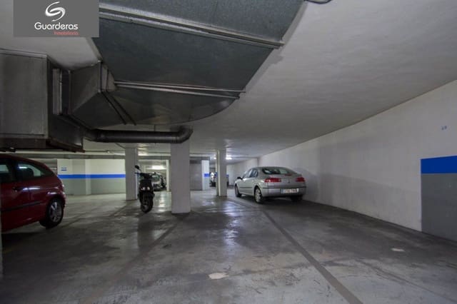 Garasje til salgs i Granada by - € 35 000 (Ref: 6742300)
