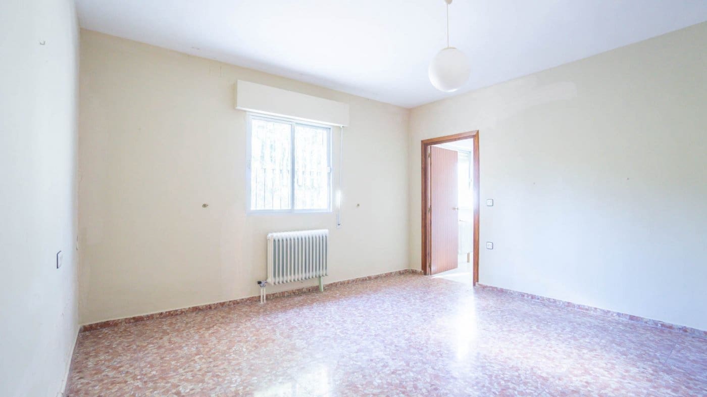 3 bedroom Finca/Country House for sale in Iznalloz - € 220,000 (Ref: 6744465)