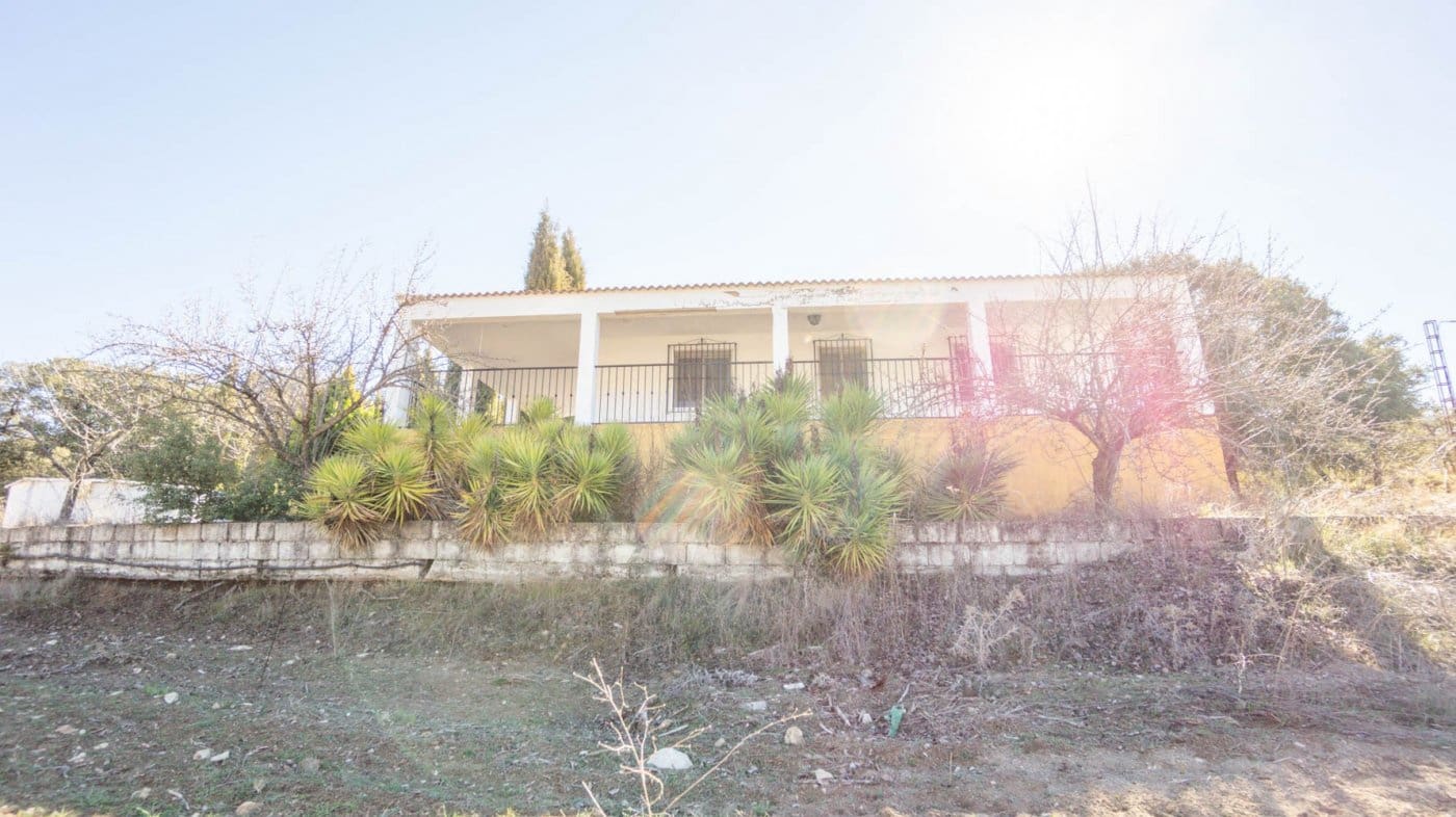 3 bedroom Finca/Country House for sale in Iznalloz - € 220,000 (Ref: 6744465)