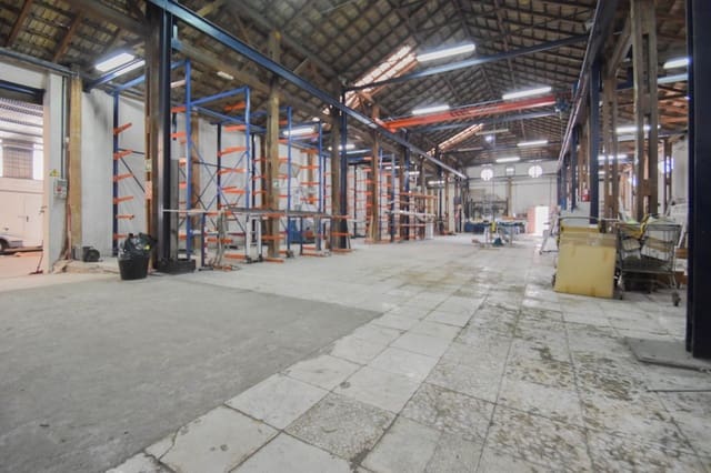 Yritys myytävänä paikassa Granada kaupunki - 325 000 € (Ref: 6744468)