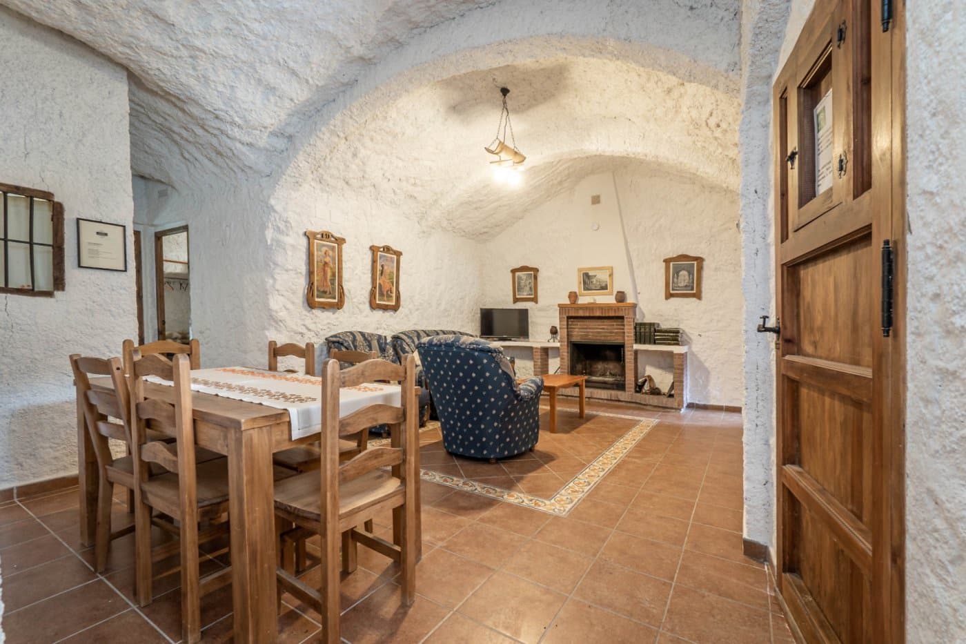 9 soverom Grottehus til salgs i Gorafe med garasje - € 220 000 (Ref: 6753887)