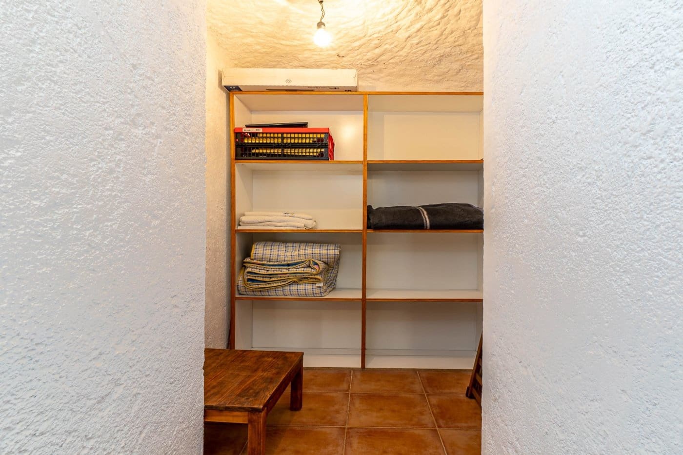 9 soverom Grottehus til salgs i Gorafe med garasje - € 220 000 (Ref: 6753887)