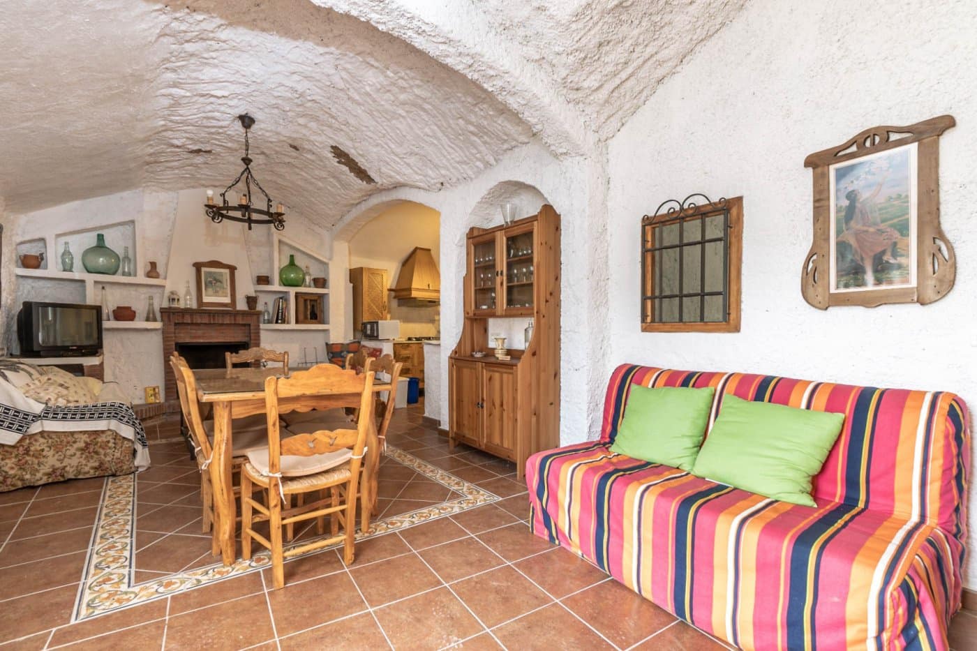 9 soverom Grottehus til salgs i Gorafe med garasje - € 220 000 (Ref: 6753887)