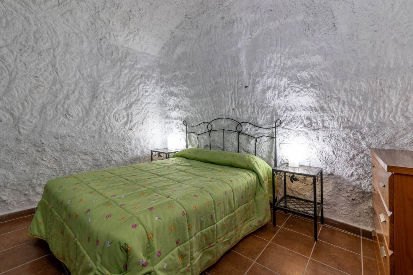 9 soverom Grottehus til salgs i Gorafe med garasje - € 220 000 (Ref: 6753887)