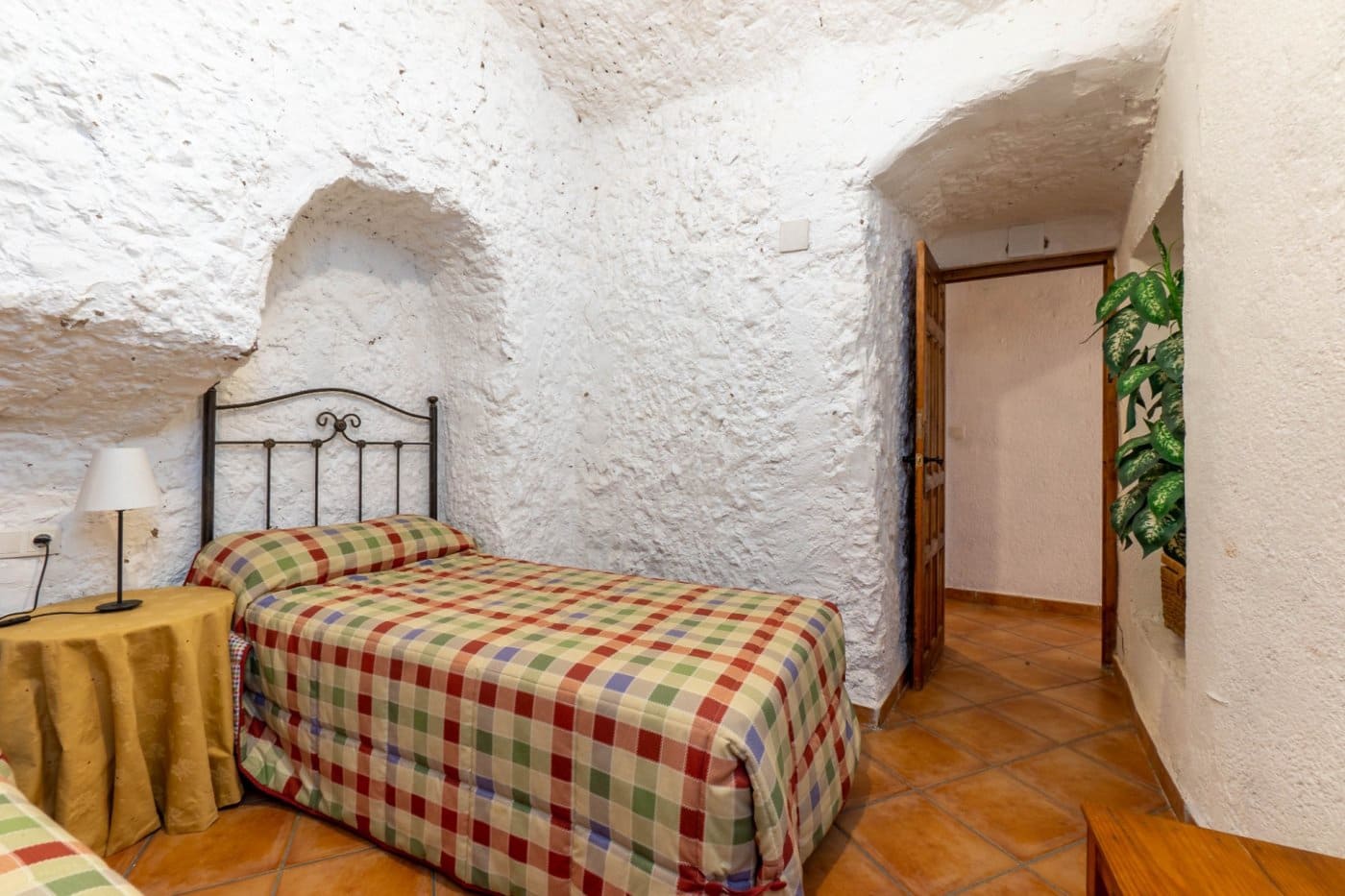 9 soverom Grottehus til salgs i Gorafe med garasje - € 220 000 (Ref: 6753887)