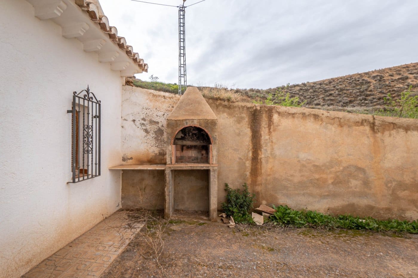 9 soverom Grottehus til salgs i Gorafe med garasje - € 220 000 (Ref: 6753887)