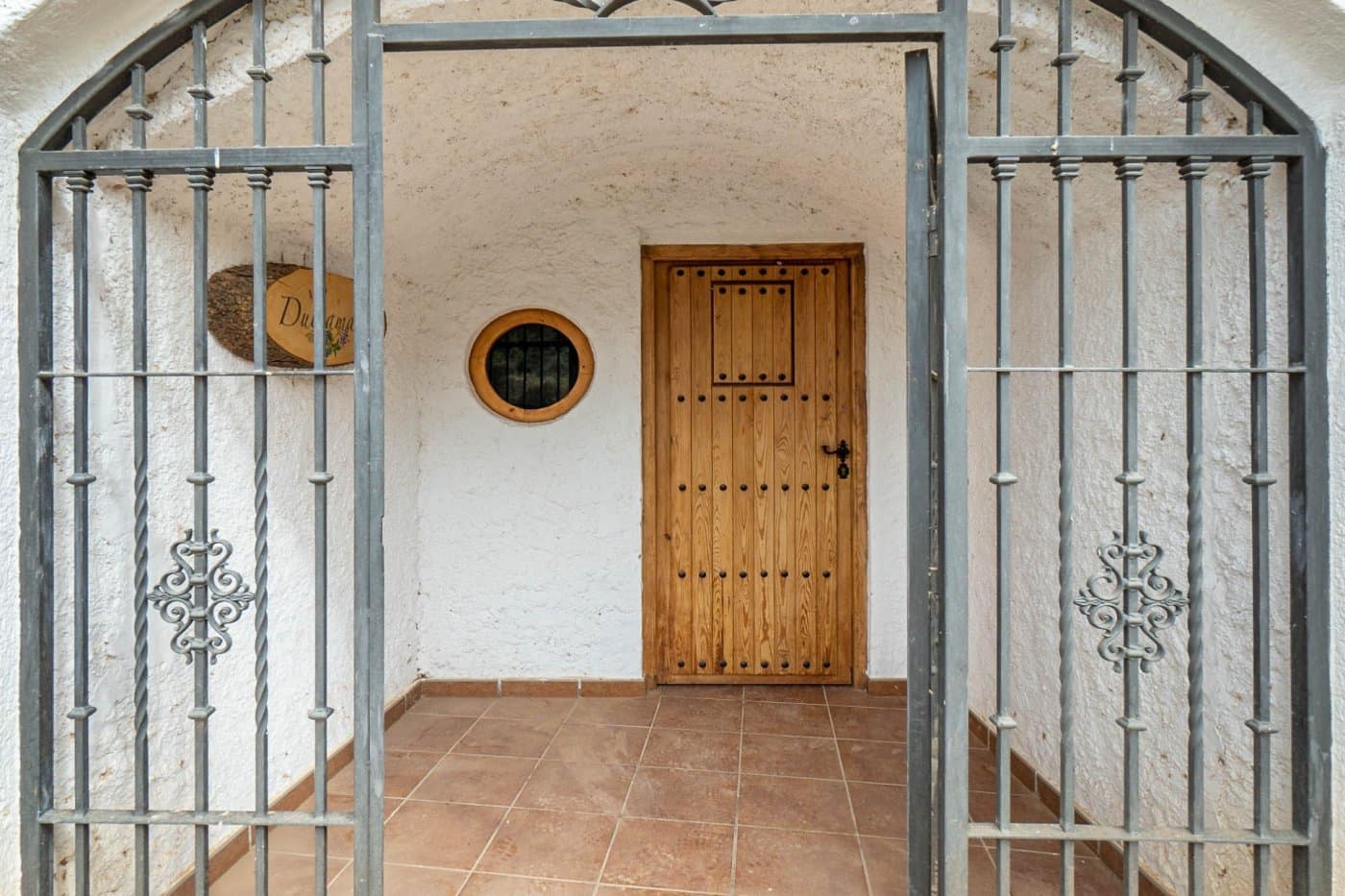 9 soverom Grottehus til salgs i Gorafe med garasje - € 220 000 (Ref: 6753887)