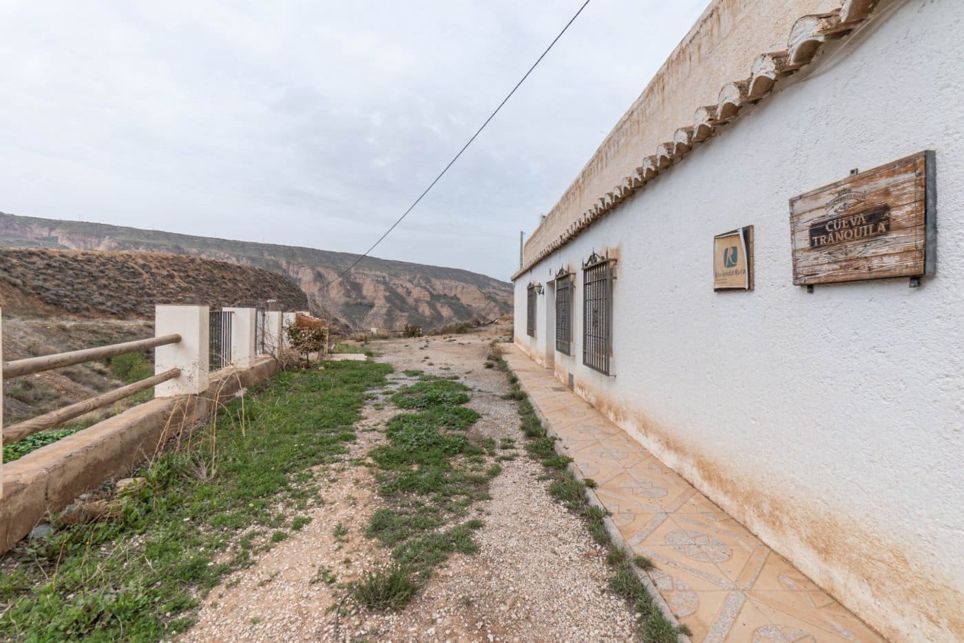 9 soverom Grottehus til salgs i Gorafe med garasje - € 220 000 (Ref: 6753887)