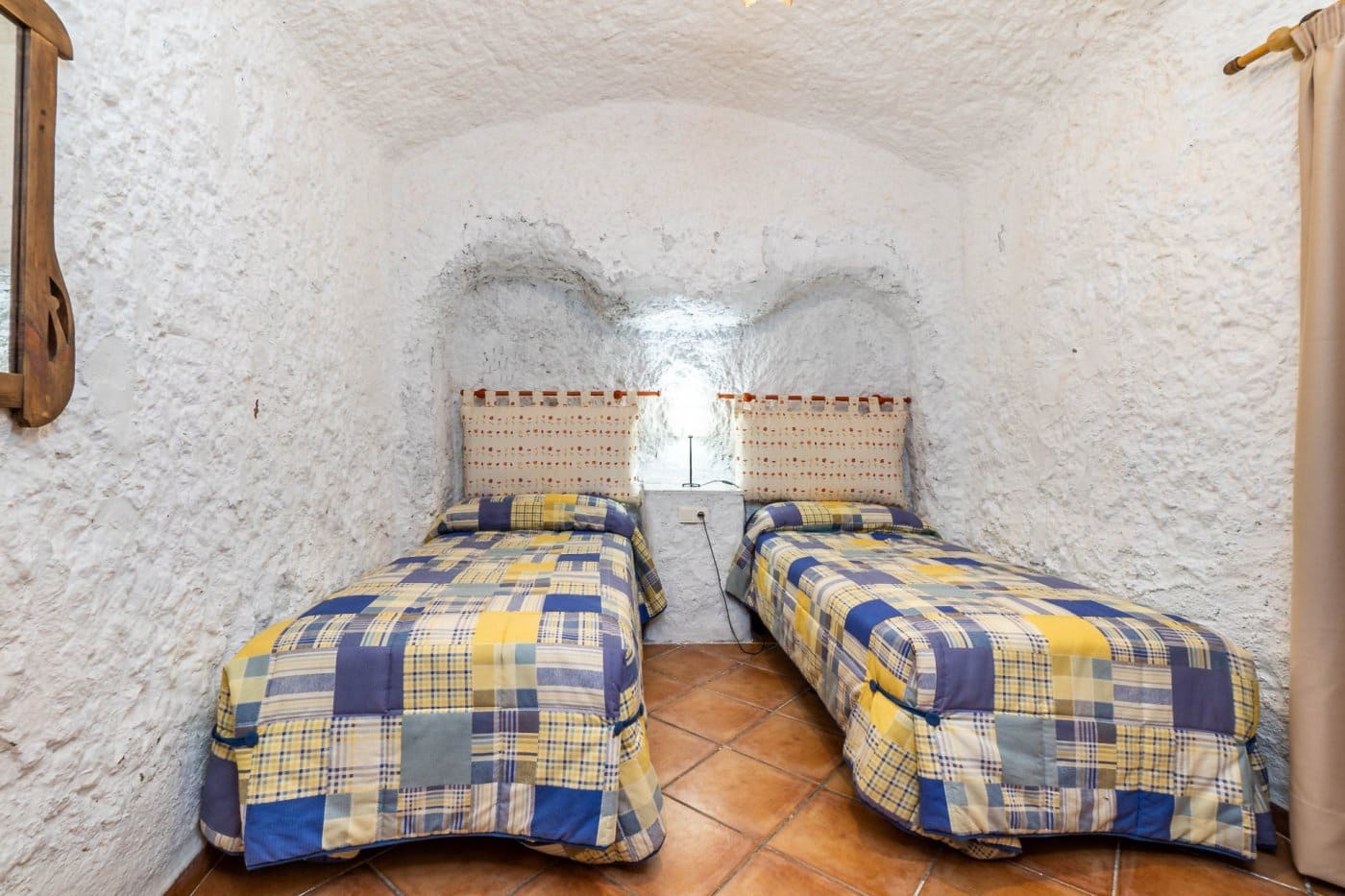 9 soverom Grottehus til salgs i Gorafe med garasje - € 220 000 (Ref: 6753887)