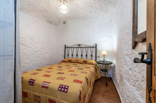 9 soverom Grottehus til salgs i Gorafe med garasje - € 220 000 (Ref: 6753887)