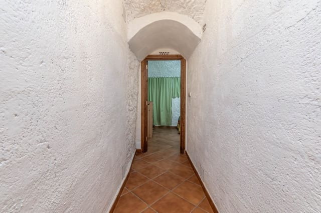 9 soverom Grottehus til salgs i Gorafe med garasje - € 220 000 (Ref: 6753887)