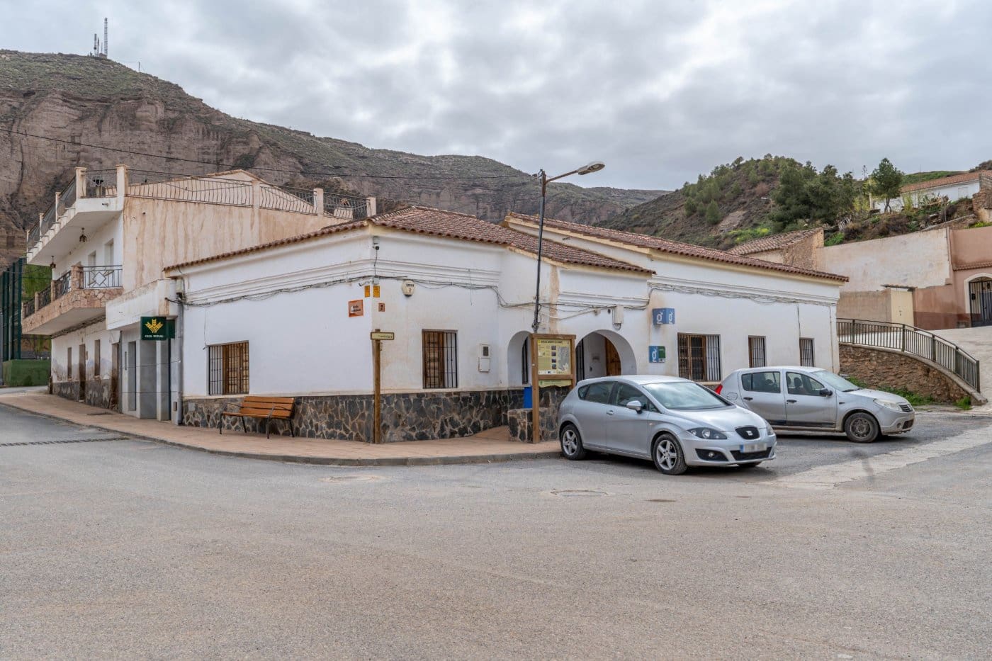 9 soverom Grottehus til salgs i Gorafe med garasje - € 220 000 (Ref: 6753887)