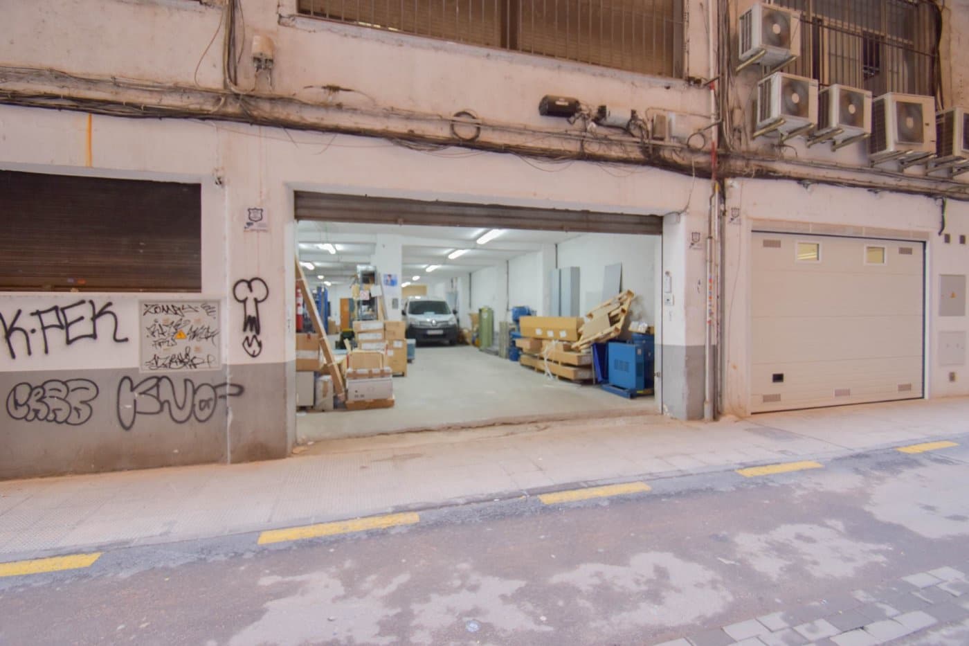 Kommersiell till salu i Granada stad - 139 900 € (Ref: 6779846)