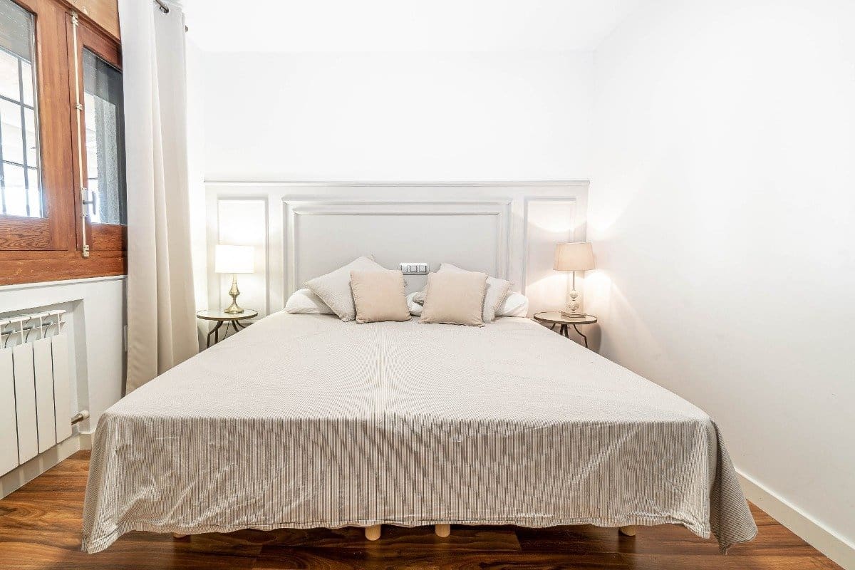 5 Zimmer Villa zu verkaufen in Peligros mit Pool Garage - 950.000 € (Ref: 6794308)