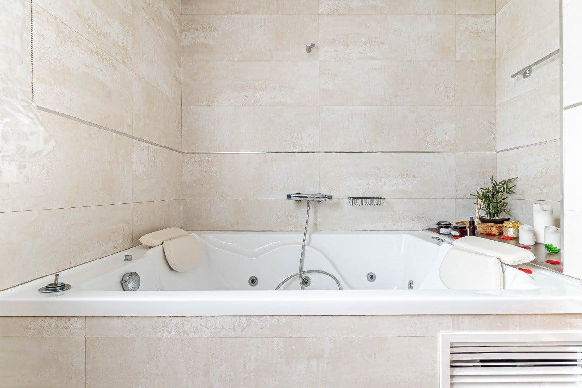 5 Zimmer Villa zu verkaufen in Peligros mit Pool Garage - 950.000 € (Ref: 6794308)