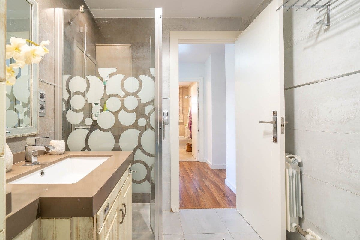 5 Zimmer Villa zu verkaufen in Peligros mit Pool Garage - 950.000 € (Ref: 6794308)