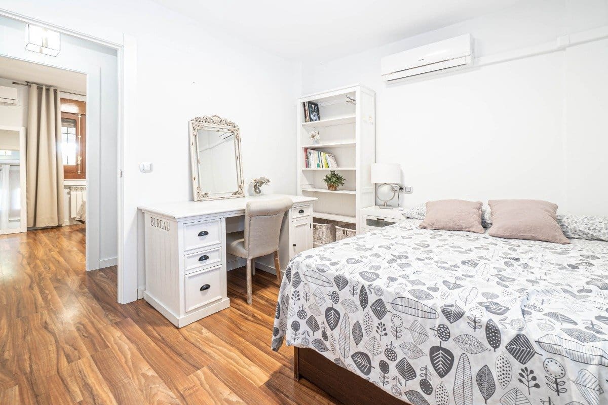 5 Zimmer Villa zu verkaufen in Peligros mit Pool Garage - 950.000 € (Ref: 6794308)