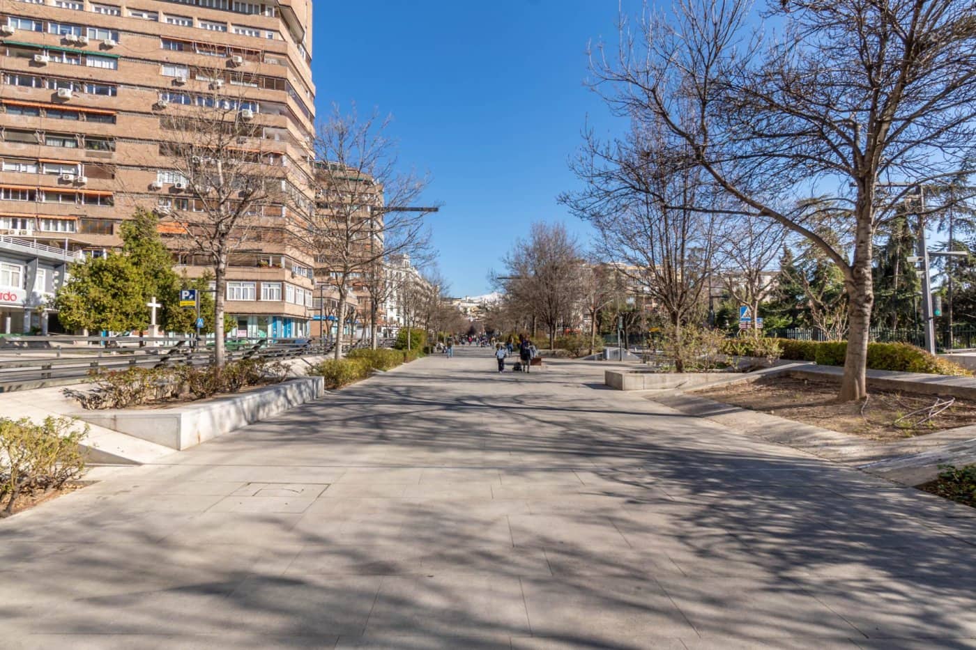 Commercieel te koop in Granada stad - € 545.000 (Ref: 6869027)