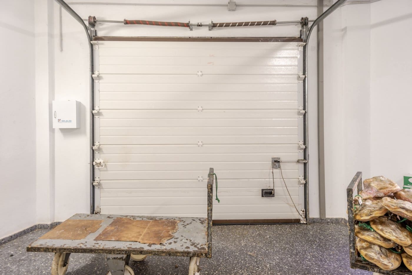 Kommersiell till salu i Portugos - 825 000 € (Ref: 6879606)