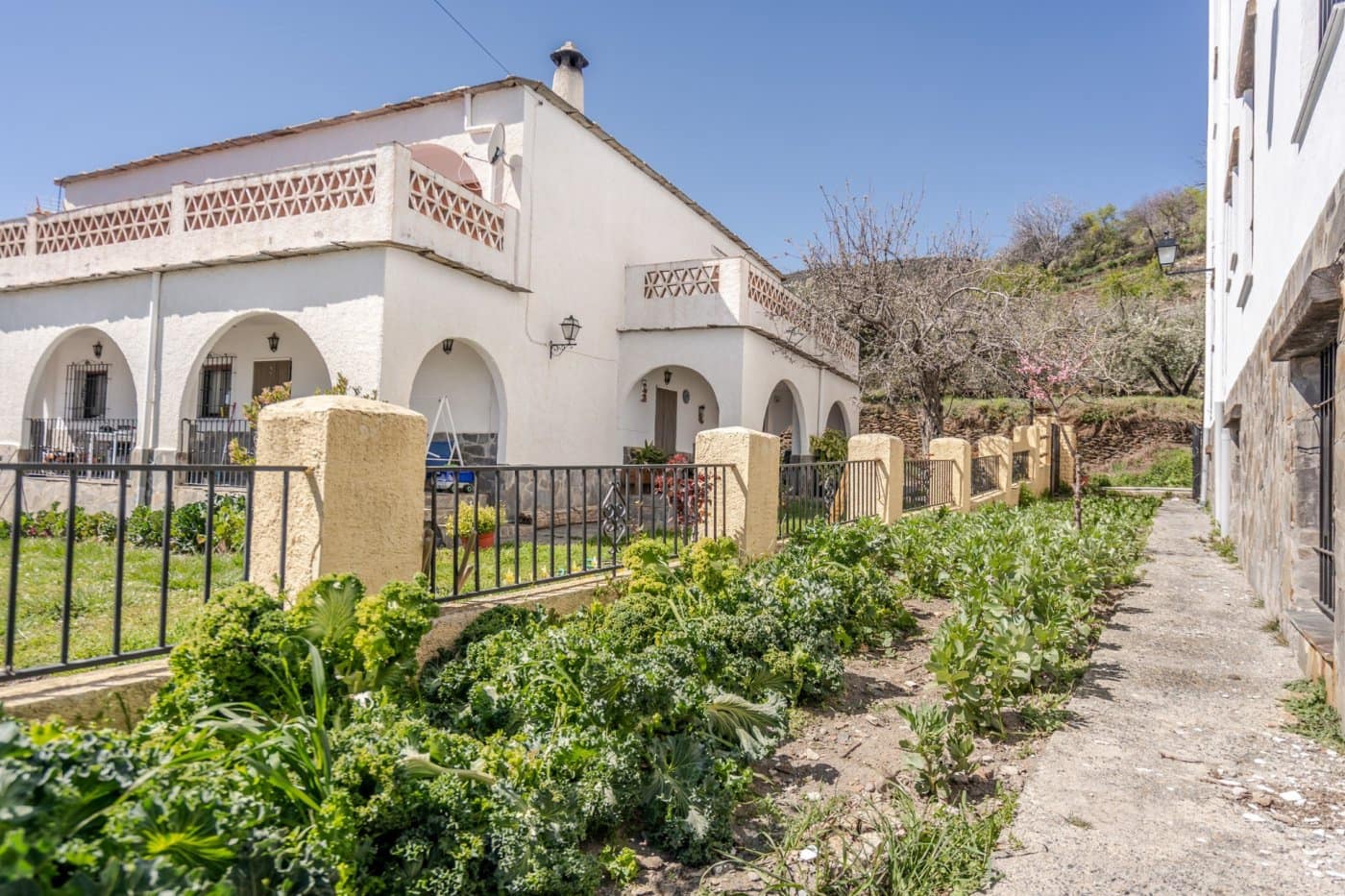 Kommersiell till salu i Portugos - 825 000 € (Ref: 6879606)