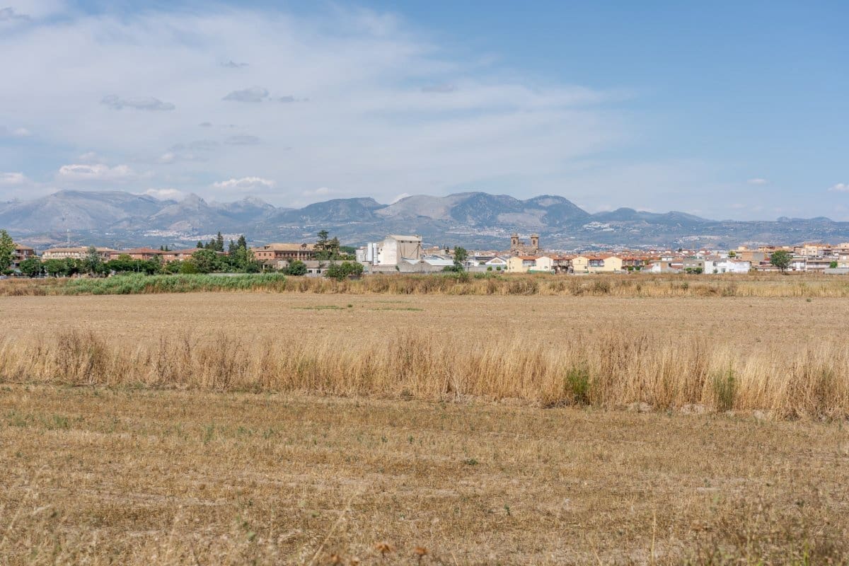 Building Plot for sale in Santa Fe - € 120,000 (Ref: 6896529)