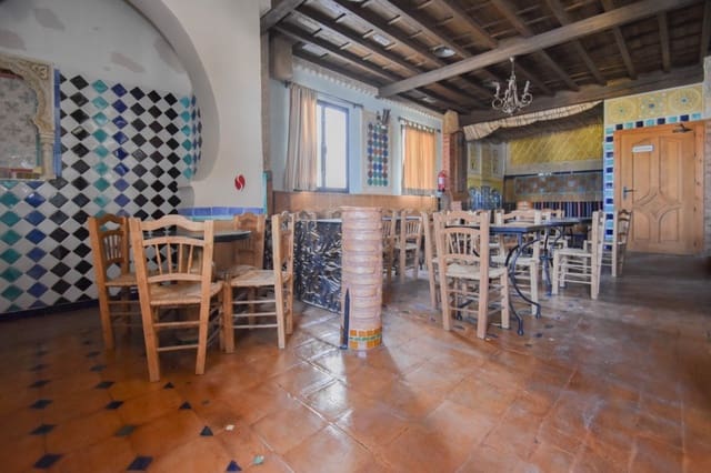 Commercial for sale in Albolote - € 320,000 (Ref: 6946723)