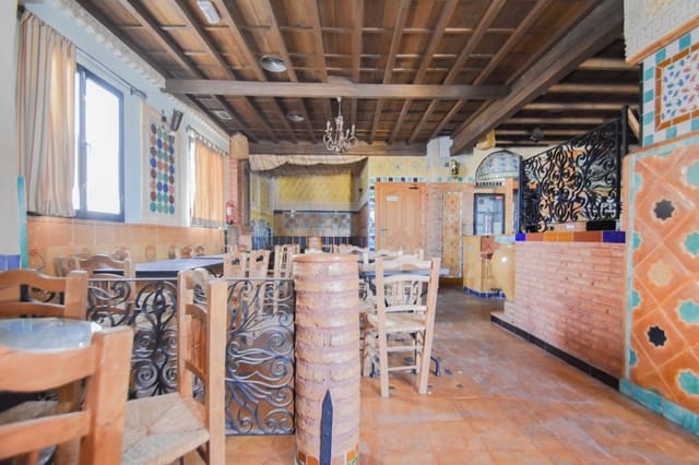 Commercial for sale in Albolote - € 320,000 (Ref: 6946723)