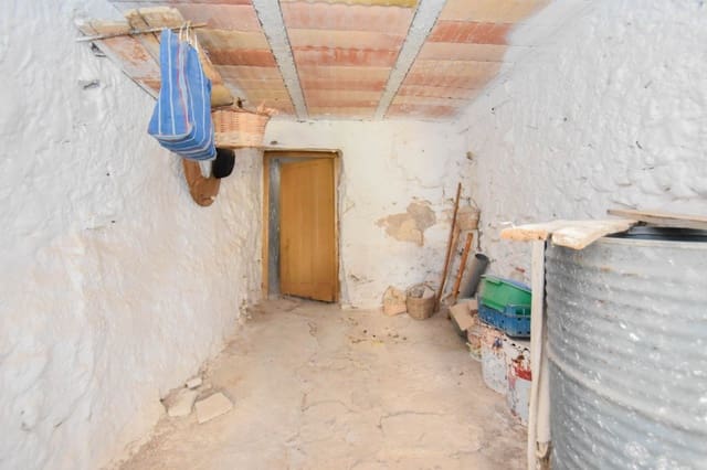 4 soveværelse Byhus til salg i Colomera - € 36.900 (Ref: 7026165)