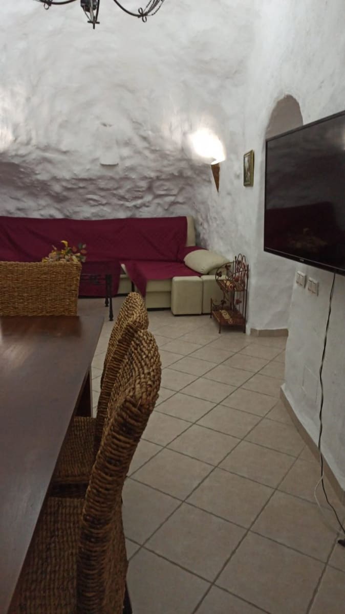 9 soveværelse Hulehus til salg i Pozo Alcon med swimmingpool - € 283.250 (Ref: 7233179)