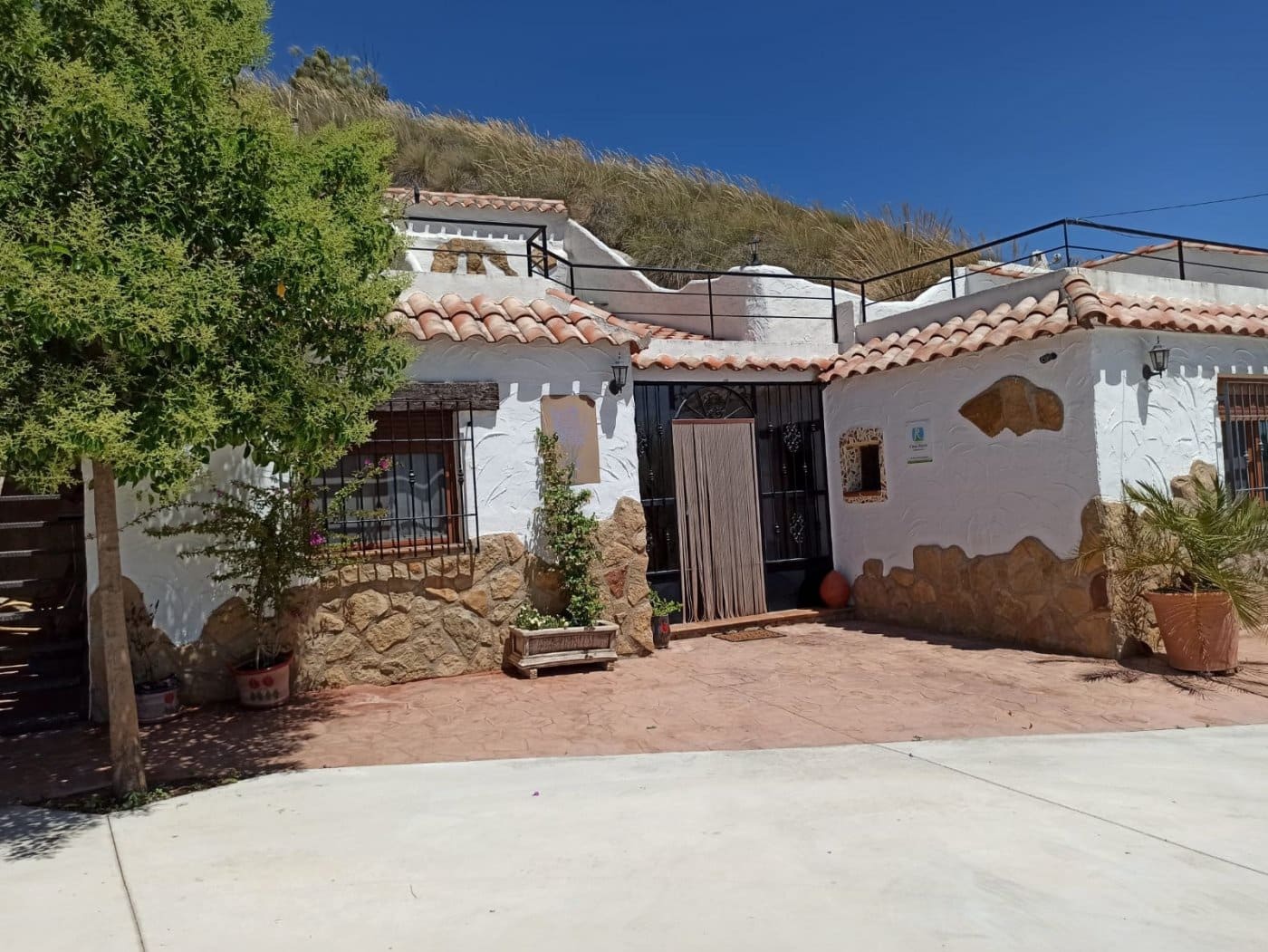 9 soveværelse Hulehus til salg i Pozo Alcon med swimmingpool - € 283.250 (Ref: 7233179)