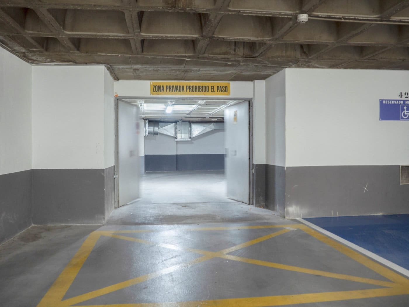 Garasje til salgs i Granada by - € 39 000 (Ref: 7336145)