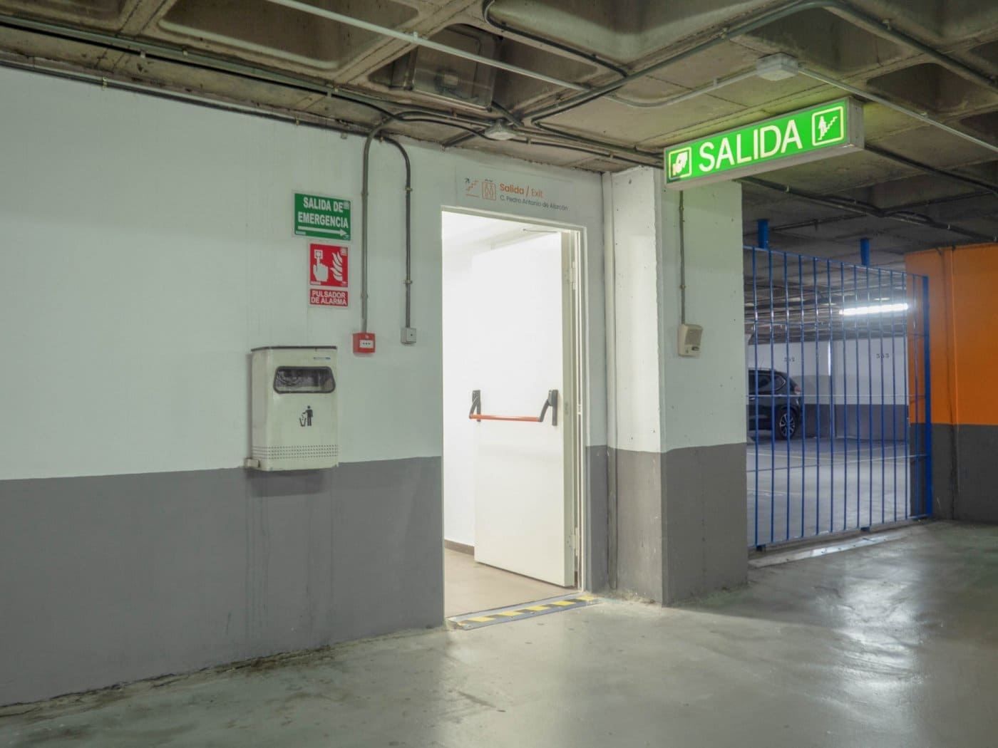 Garasje til salgs i Granada by - € 39 000 (Ref: 7336145)