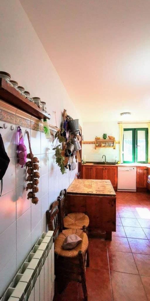 4 soveværelse Finca/Landehus til salg i Granada by med swimmingpool - € 650.000 (Ref: 7363182)