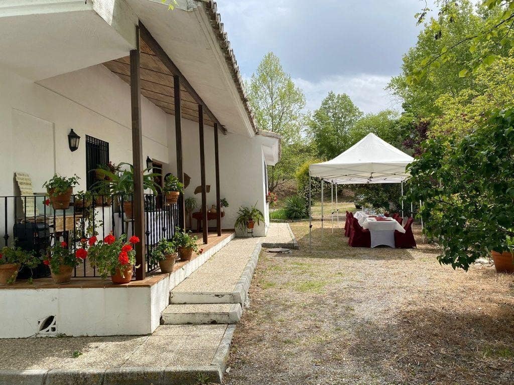 4 soveværelse Finca/Landehus til salg i Granada by med swimmingpool - € 650.000 (Ref: 7363182)