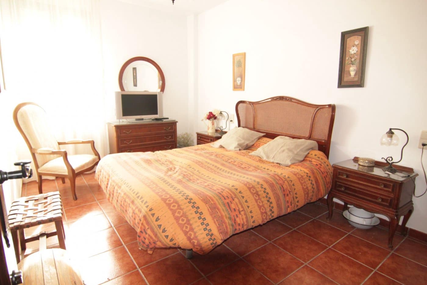 4 soveværelse Finca/Landehus til salg i Granada by med swimmingpool - € 650.000 (Ref: 7363182)