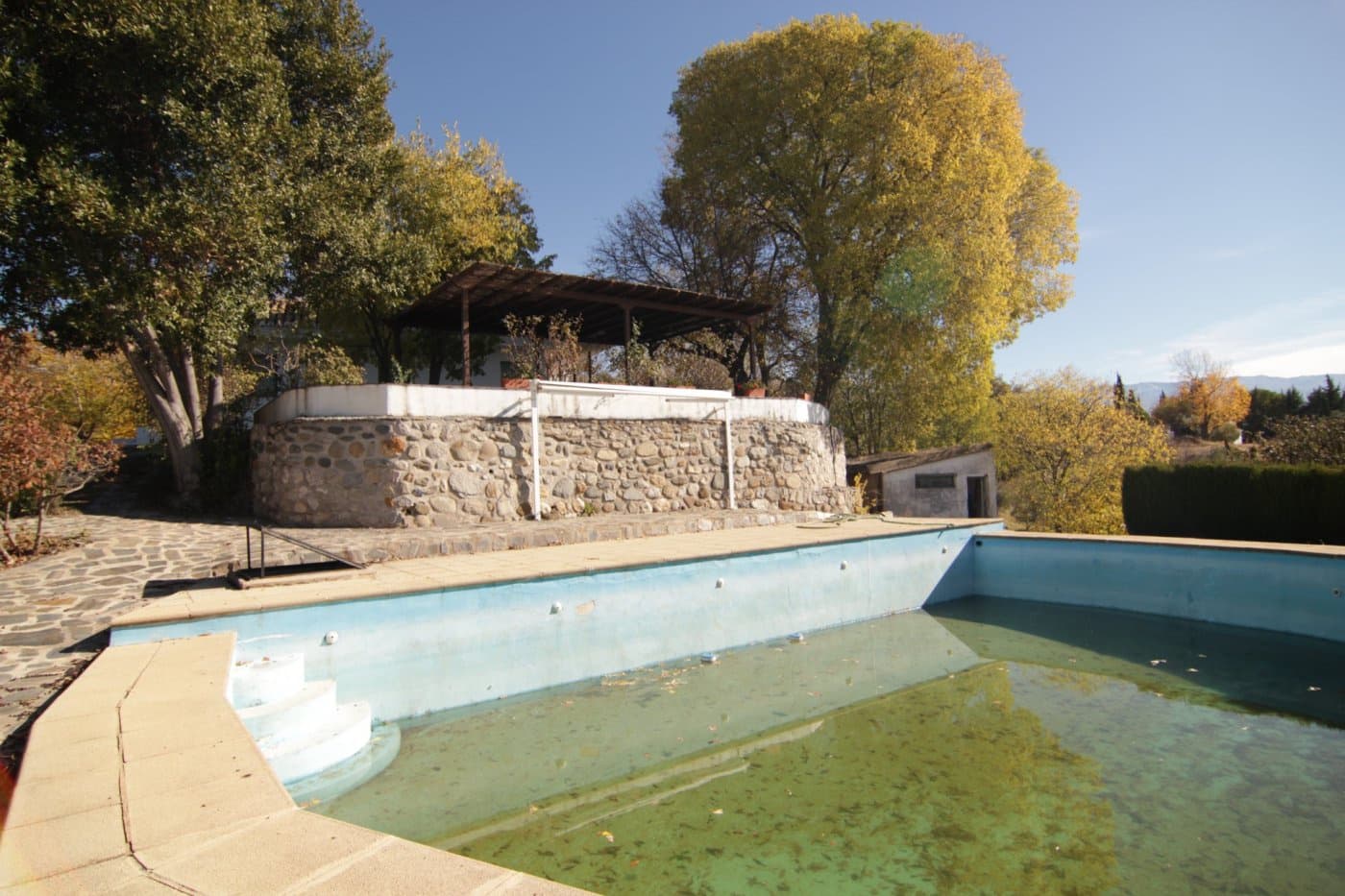 4 soveværelse Finca/Landehus til salg i Granada by med swimmingpool - € 650.000 (Ref: 7363182)