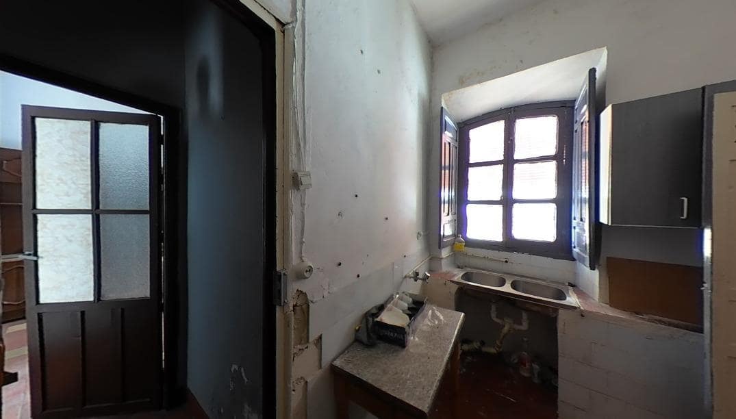 8 soveværelse Lejlighed til salg i Ubeda - € 157.500 (Ref: 7591980)