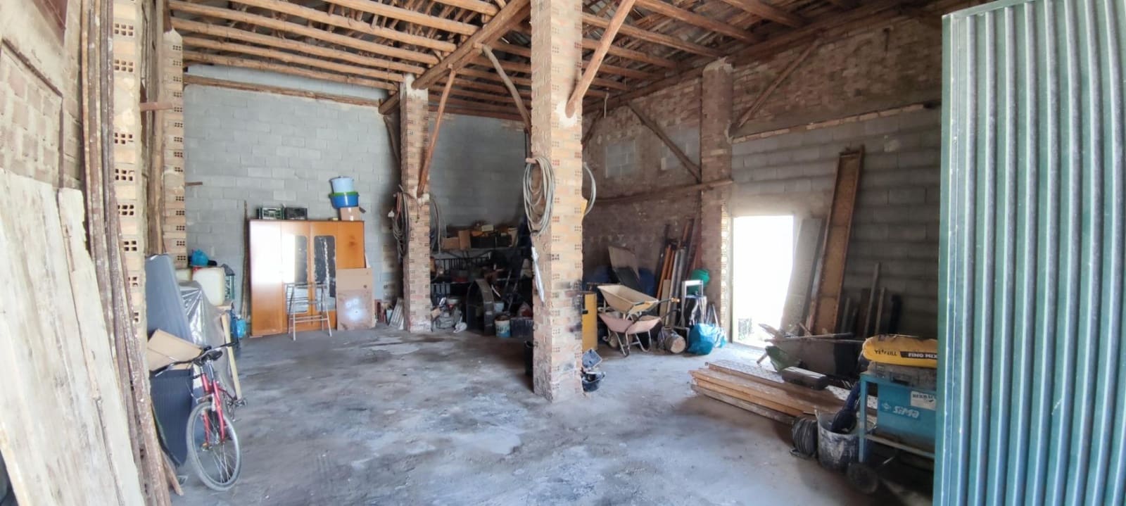 Kommersiell til salgs i Fuente Vaqueros - € 39 990 (Ref: 7603509)