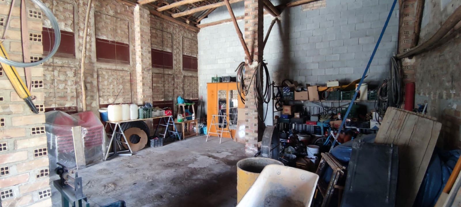 Kommersiell til salgs i Fuente Vaqueros - € 39 990 (Ref: 7603509)