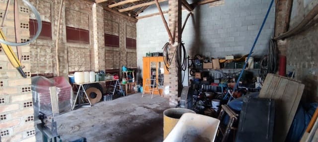 Kommersiell til salgs i Fuente Vaqueros - € 39 990 (Ref: 7603509)