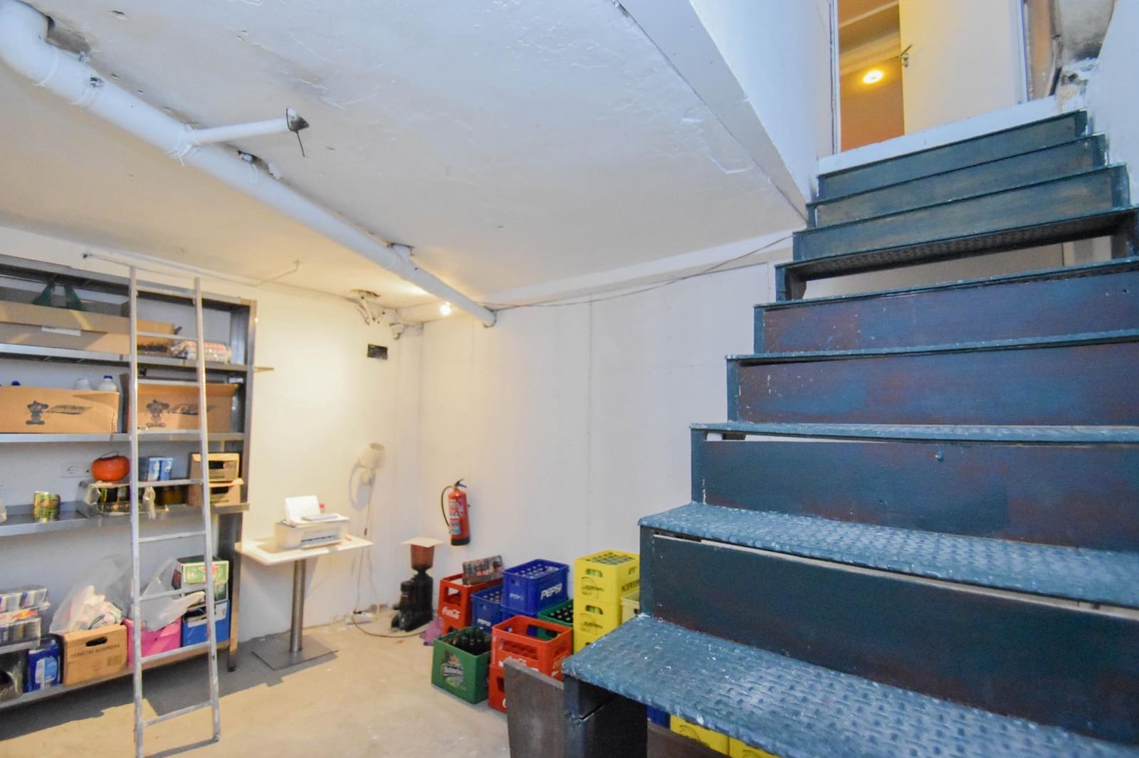 Komercyjne do wynajęcia w Miasto Grenada - 1 000 € (Ref: 7810515)