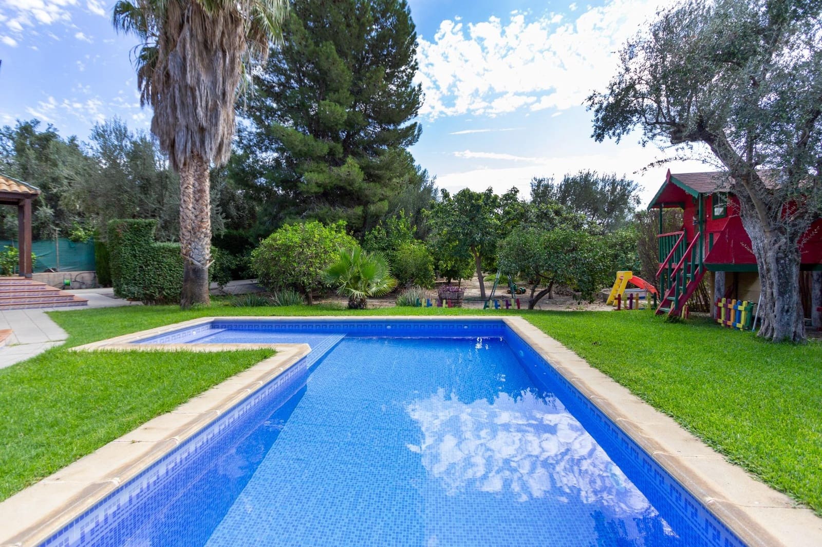 4 quarto Moradia para venda em Melegis com piscina garagem - 1 095 000 € (Ref: 7874231)